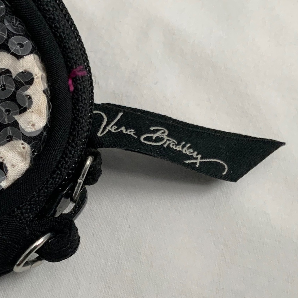 Vera Bradley Canterbury Magenta purse/wristlet - Picture 3 of 4